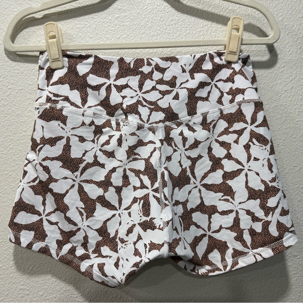 Salted 3 piece set: swim top, bottoms, and rash guard - Picture 8 of 13